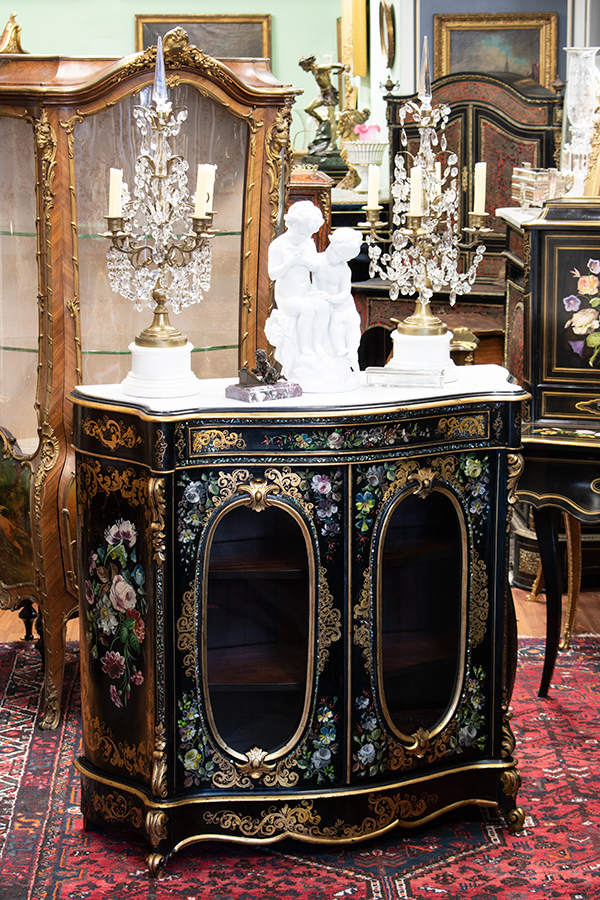 Laurent | フランスアンティーク家具