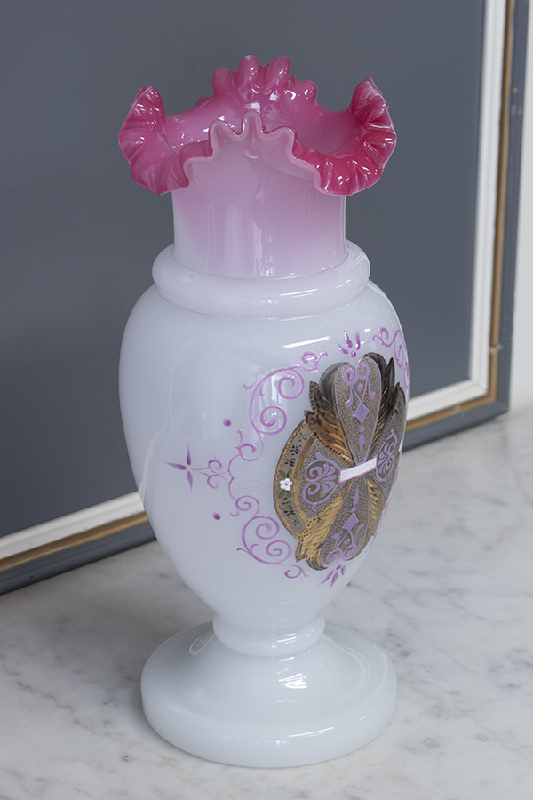 オパリンアンティーク花瓶.jpg オパリンアンティーク花瓶.jpg