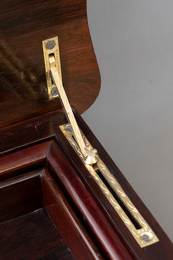 アンティークヒンジ.jpg アンティークヒンジ.jpg