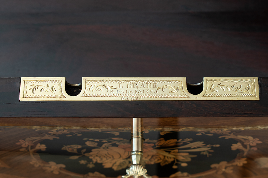 ルイ・グラデアンティークテーブルサイン.jpg ルイ・グラデアンティークテーブルサイン.jpg