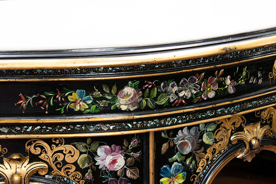 フラワーペイントナポレオン三世サイドボード.jpg
